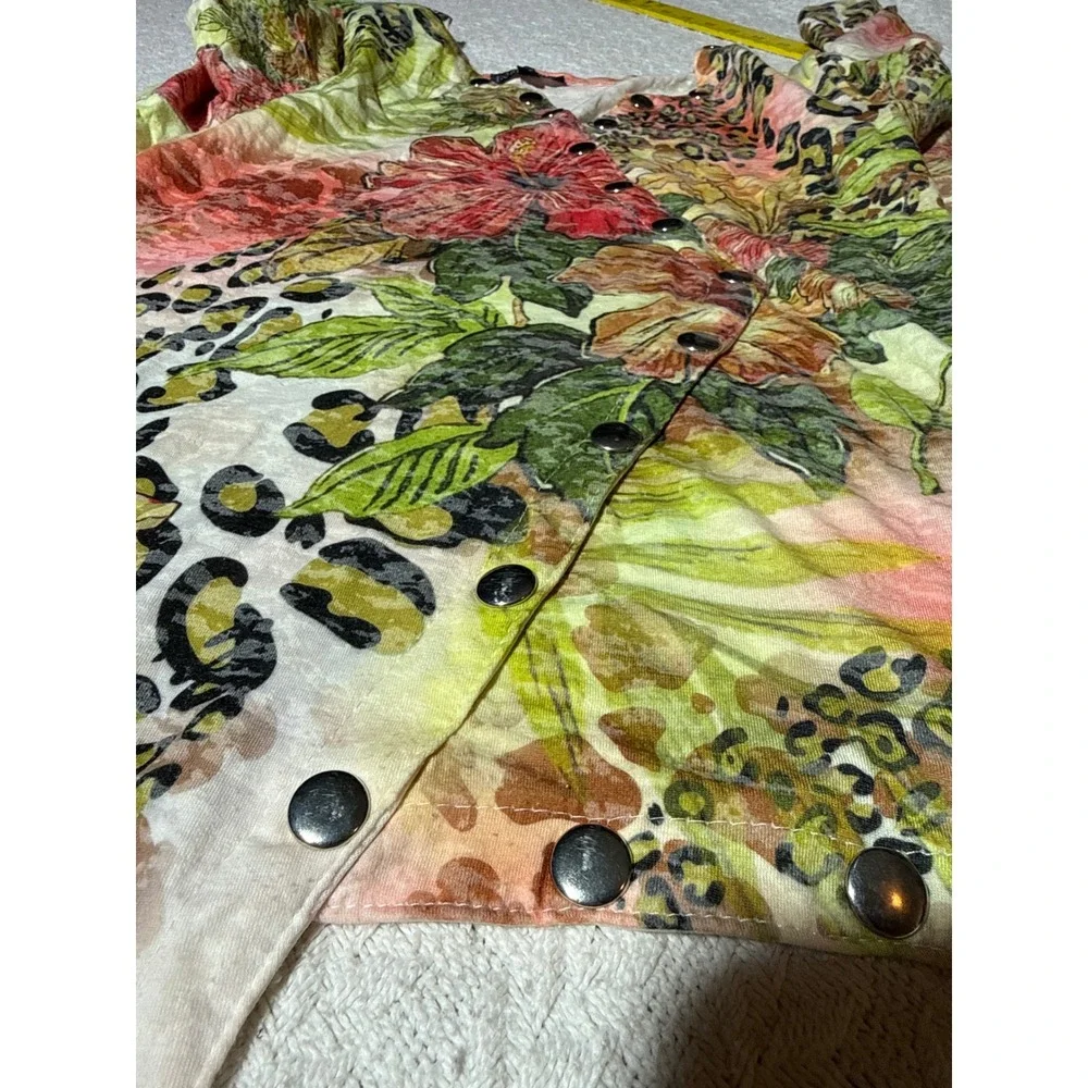 Boho Chic Floral Leopard‎ Cardigan Women M Multicolor Good Asymmetrical Snap Top